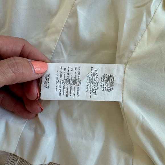 Matching the work skirt and vest set - Picture 10 of 13